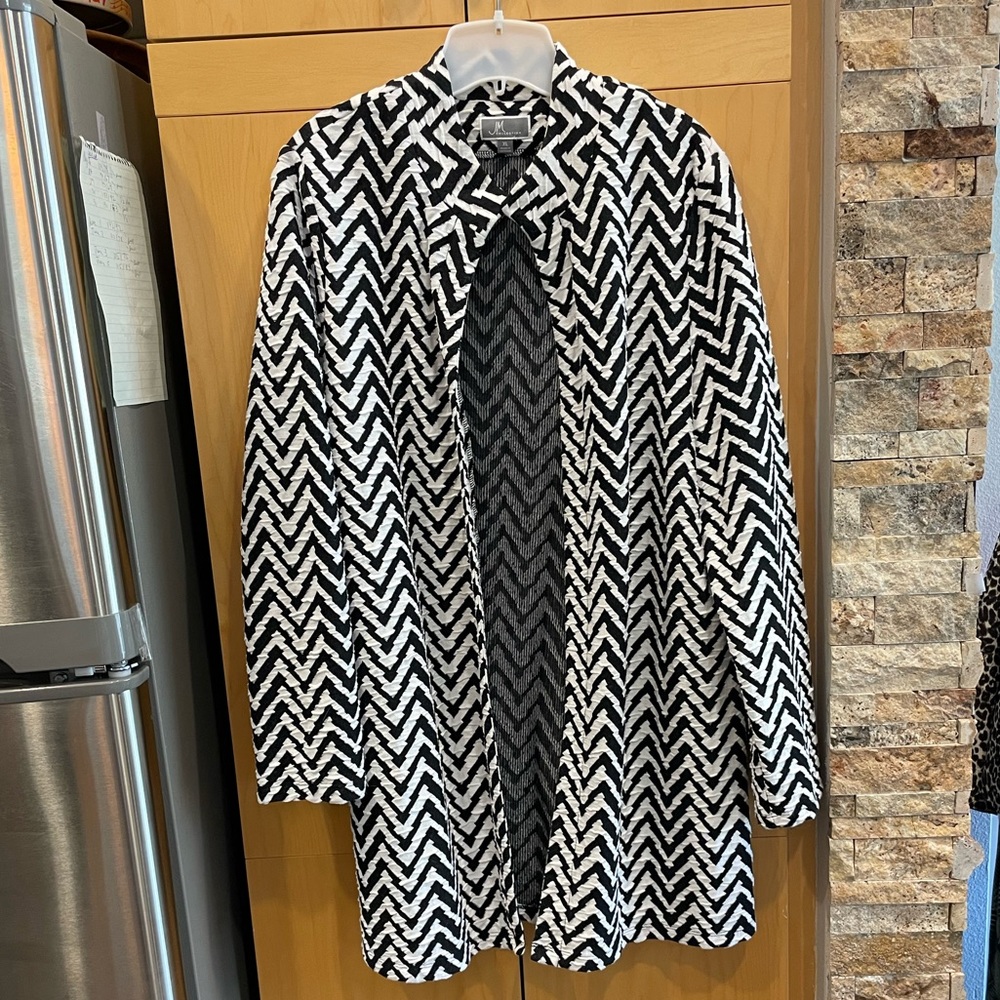 JM Collection Black and White Chevron Blazer